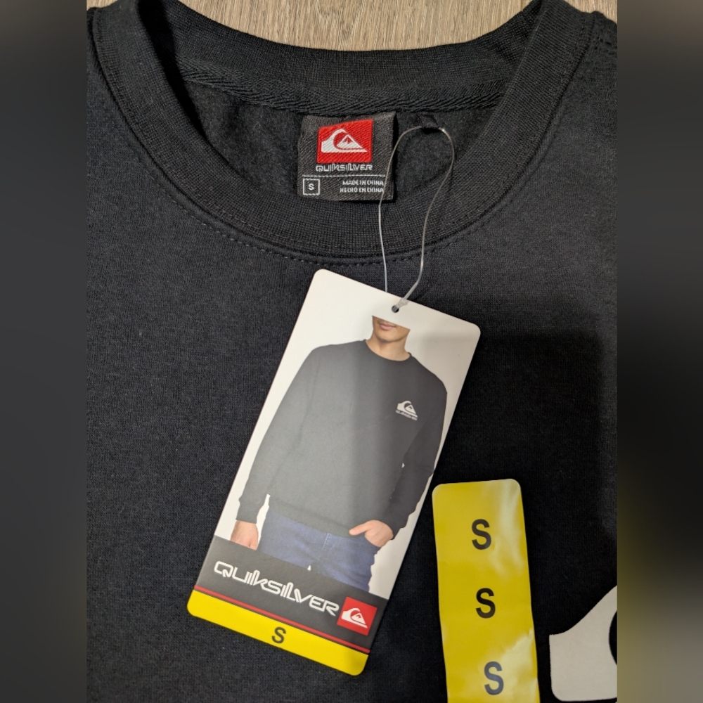 NWT•Quiksilver Men's Classic Black Crew Neck Sweatshirt•60% Cotton/40%PL•Small⬛ - Picture 9 of 13